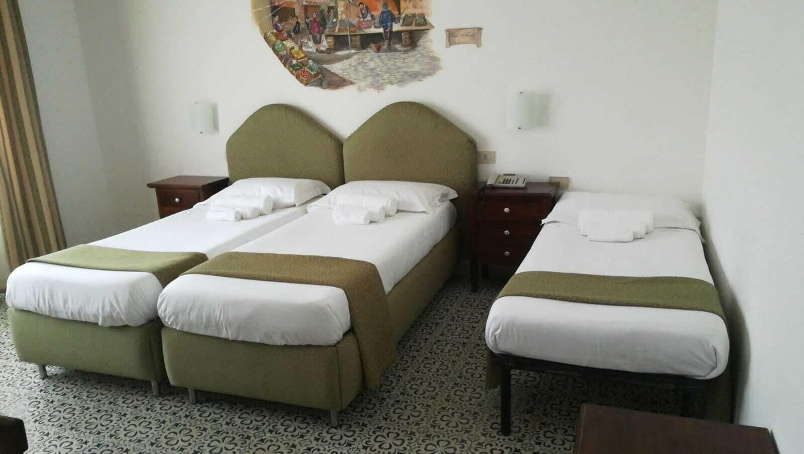 Hotel Elite Palermo Centro Ngoại thất bức ảnh