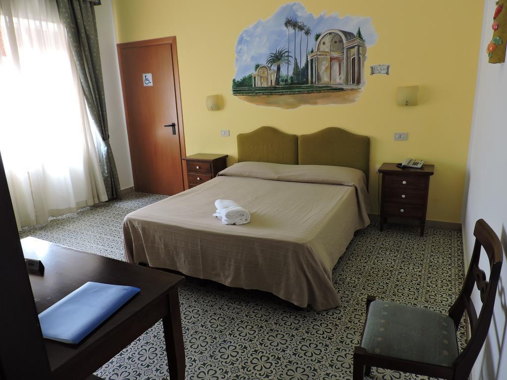 Hotel Elite Palermo Centro Ngoại thất bức ảnh