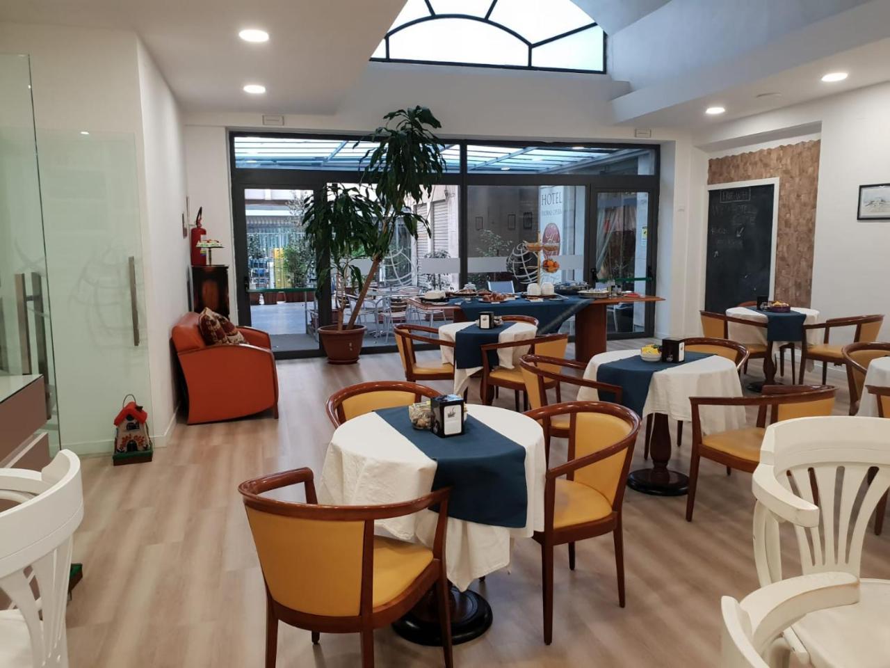 Hotel Elite Palermo Centro Ngoại thất bức ảnh